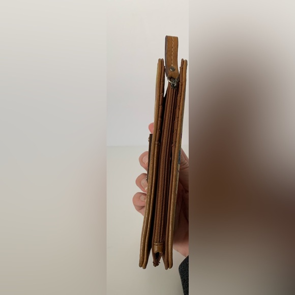 Relic Brand Collection Wallet - Picture 6 of 10